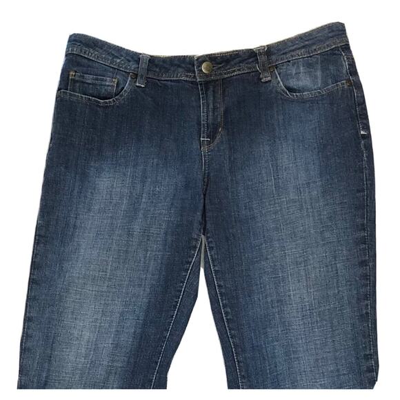 Bisou Bisou Jeans Womens 10 Boot Cut W32-L32 Dark Wash Fade Mid Rise Blue Denim - Picture 10 of 12